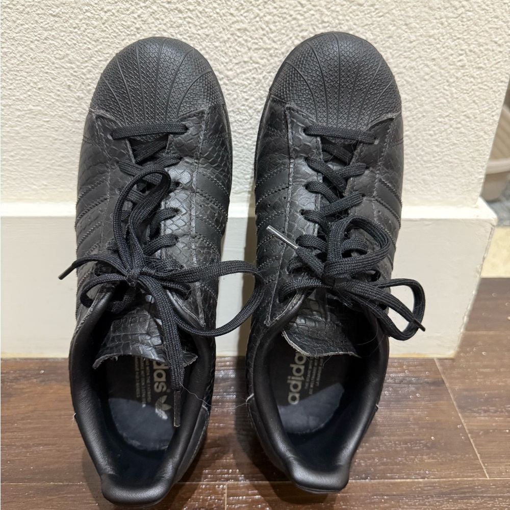 Adidas Originals Men's Black Sneakers